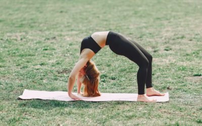 Urdhva Dhanurasana o Postura de la Rueda